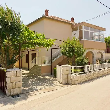Apartment Masa